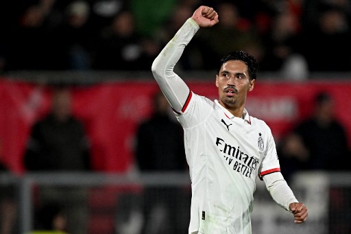 Gol kemenangan Rossoneri dicetak oleh gelandang timnas Belanda keturunan Indonesia, Tijjani Reijnders di babak pertama.