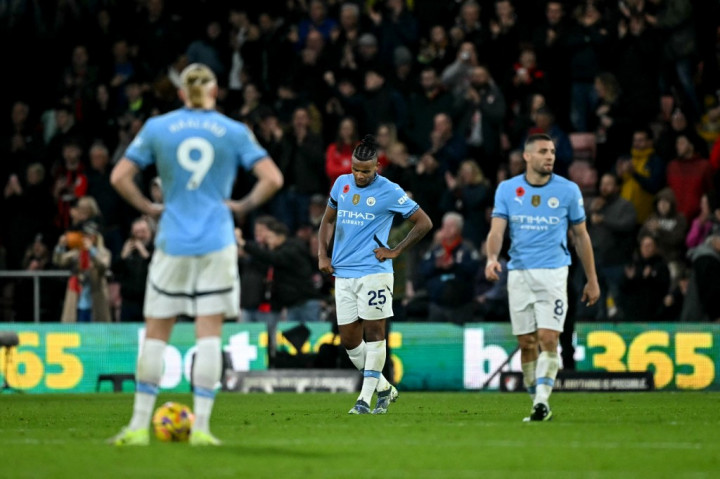 Manchester City menelan kekalahan perdana pada musim ini setelah ditekuk oleh Bournemouth 1-2 pada pekan ke-10 Liga Inggris di Stadion Vitality, Bournemouth, Sabtu, 2 November 2024 malam.