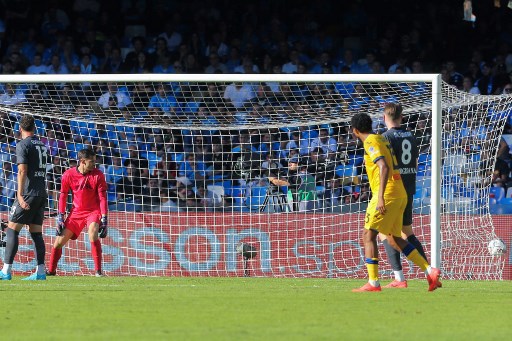 Napoli tidak berdaya dan ditumbangkan tim tamu Atalanta 0-3 dalam lanjutan Serie A 2024/25 pekan ke-11 di Stadion Diego Armando Maradona, Naples pada Minggu, 3 November 2024 malam WIB.