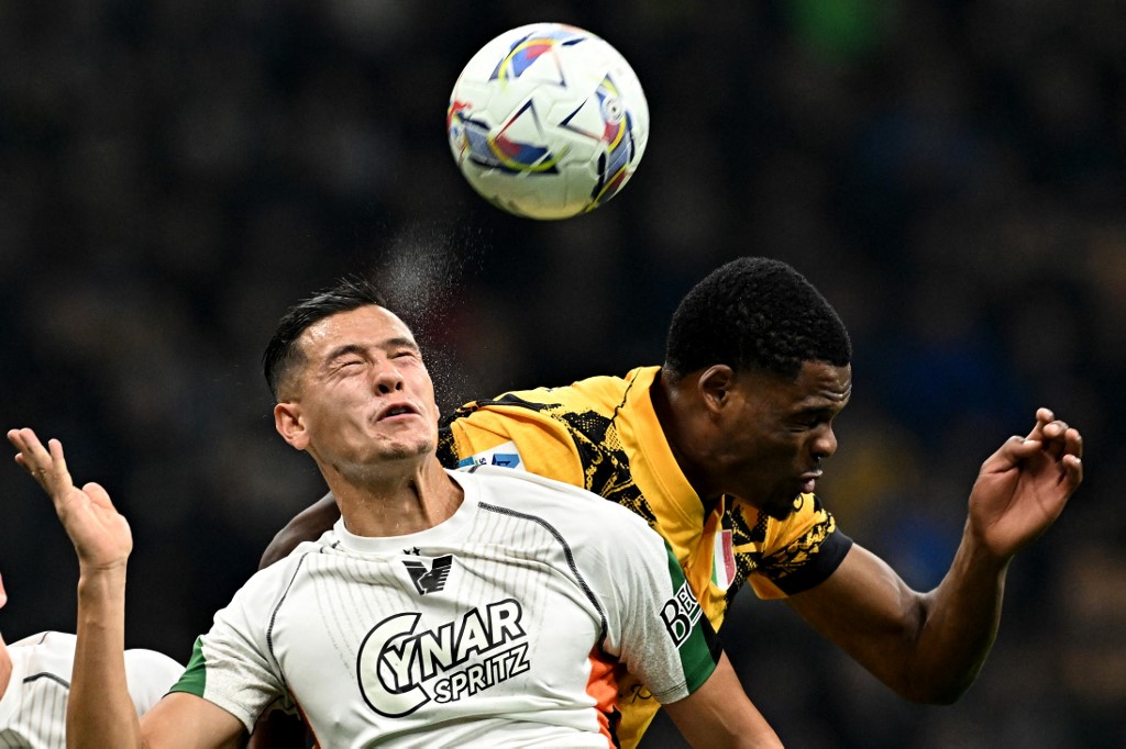 Inter Milan meraih kemenangan 1-0 atas Venezia dalam lanjutan kompetisi Serie A 2024/25 pekan ke-11 yang berlangsung di Giuseppe Meazza pada Senin, 4 November 2024 dini hari WIB.