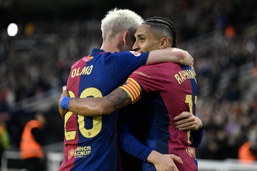 Barcelona berhasil keluar sebagai pemenang dalam Derby Katalunya usai mengalahkan Espanyol 3-1 pada laga lanjutan LaLiga 2024/25 yang tersaji di Estadi Olimpic Lluis Companys, Minggu, 3 November malam WIB.