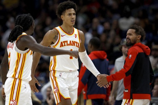 Atlanta Hawks berhasil mengakhiri tren buruk empat kekalahan dengan meraih kemenangan 126-111 atas New Orleans Pelicans dalam pertandingan NBA, Senin, 4 November 2024 WIB. Jalen Johnson menjadi bintang kemenangan lewat torehan 29 poin.