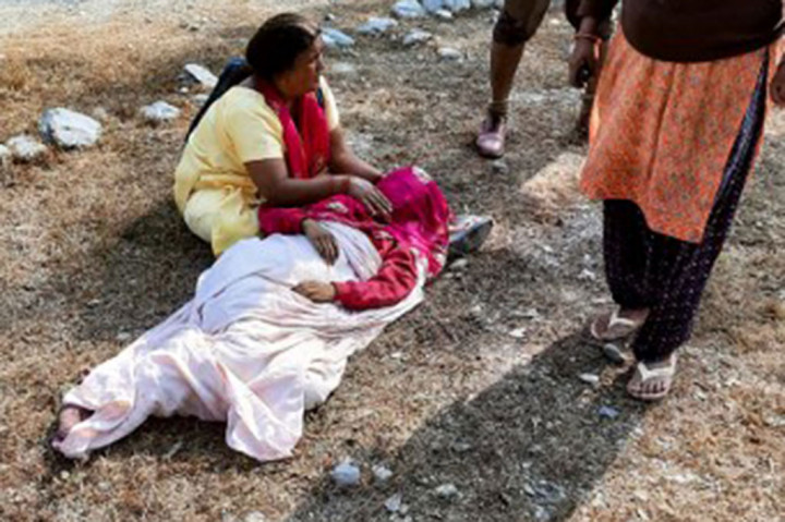 Tim penyelamat dan pekerja bantuan dikerahkan ke lokasi kejadian dan para pejabat khawatir jumlah korban tewas akan bertambah, terutama karena tujuh penumpang di rumah sakit berada dalam kondisi kritis.