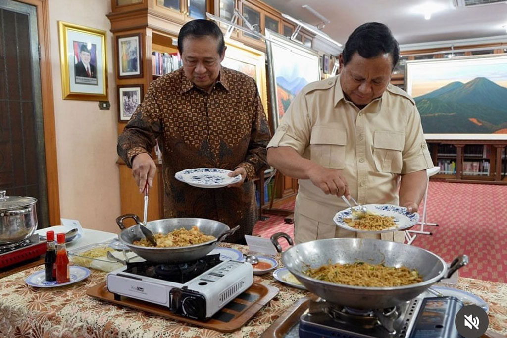 Ketua Harian Partai Gerindra yang juga Wakil Ketua DPR Sufmi Dasco Ahmad menyebut pertemuan Prabowo Subianto dengan SBY salah satunya membahas tentang pembentukan lembaga investasi.