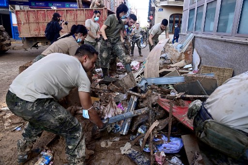 Pemerintah Valencia, Spanyol meminta bantuan darurat sebesar 31,4 miliar euro (sekitar Rp533,4 triliun) dari pemerintah pusat setelah banjir dahsyat di wilayah itu yang menewaskan 217 orang.