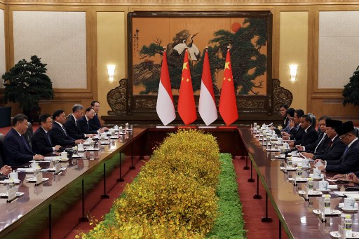 Usai upacara, Presiden Prabowo dan Presiden Xi Jinping bersama masing-masing delegasi melakukan pertemuan bilateral.