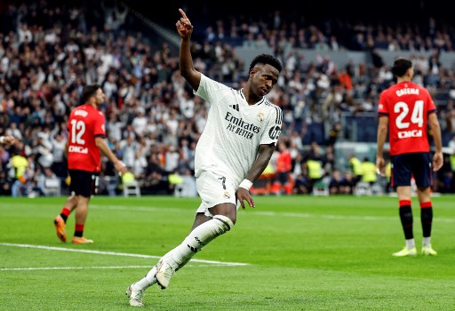Striker asal Brasil Vinicius Junior mencetak hattrick untuk mengantar Real Madrid pesta 4 gol tanpa balas atas Osasuna pada pertandingan pekan ke-13 Liga Spanyol di Santiago Bernabeu, Madrid, Sabtu, 9 November 2024 malam WIB.