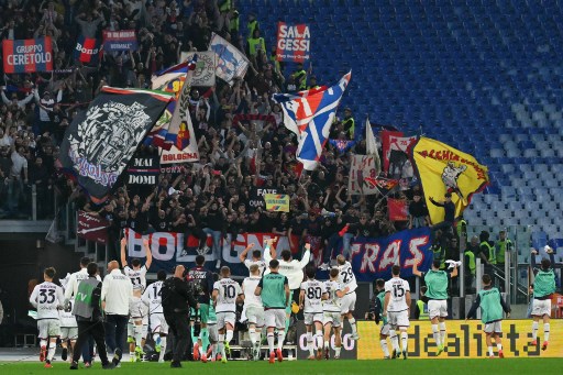 Hasil ini membuat Roma belum juga lepas dari tren buruk dan terpuruk di peringkat ke-12 dengan 13 poin.  Sementara tambahan tiga angka membawa Bologna ke urutan ke-8 dengan 18 poin.