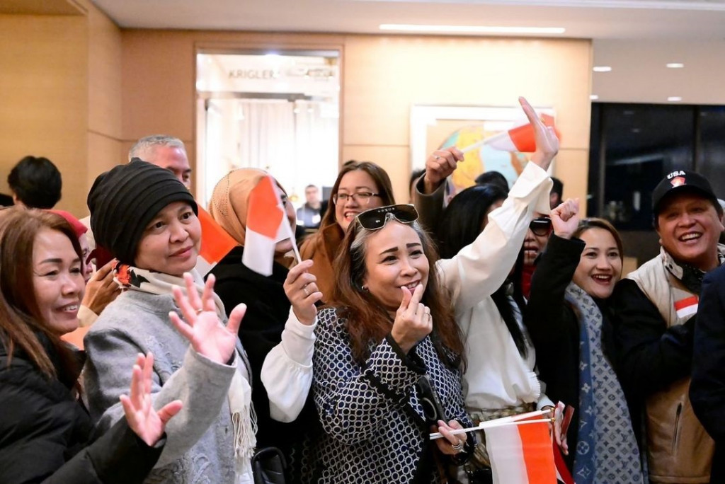 “Kedua pemimpin akan berkoordinasi mengenai pendekatan berkelanjutan terkait dengan ketahanan pangan, transisi energi bersih, demokrasi dan pluralisme, perdamaian dan stabilitas regional,” ucap dia.