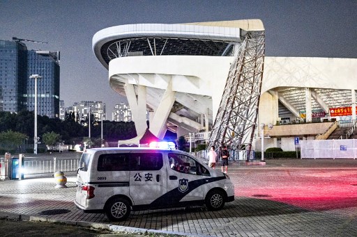 Si pelaku yang bermarga Fan diamankan polisi ketika berupaya mengakhiri hidupnya, kemudian dilarikan ke rumah sakit. Fan mengalami luka akibat sabetan pisau yang disebabkannya sendiri, dan saat ini kondisinya dalam keadaan koma.