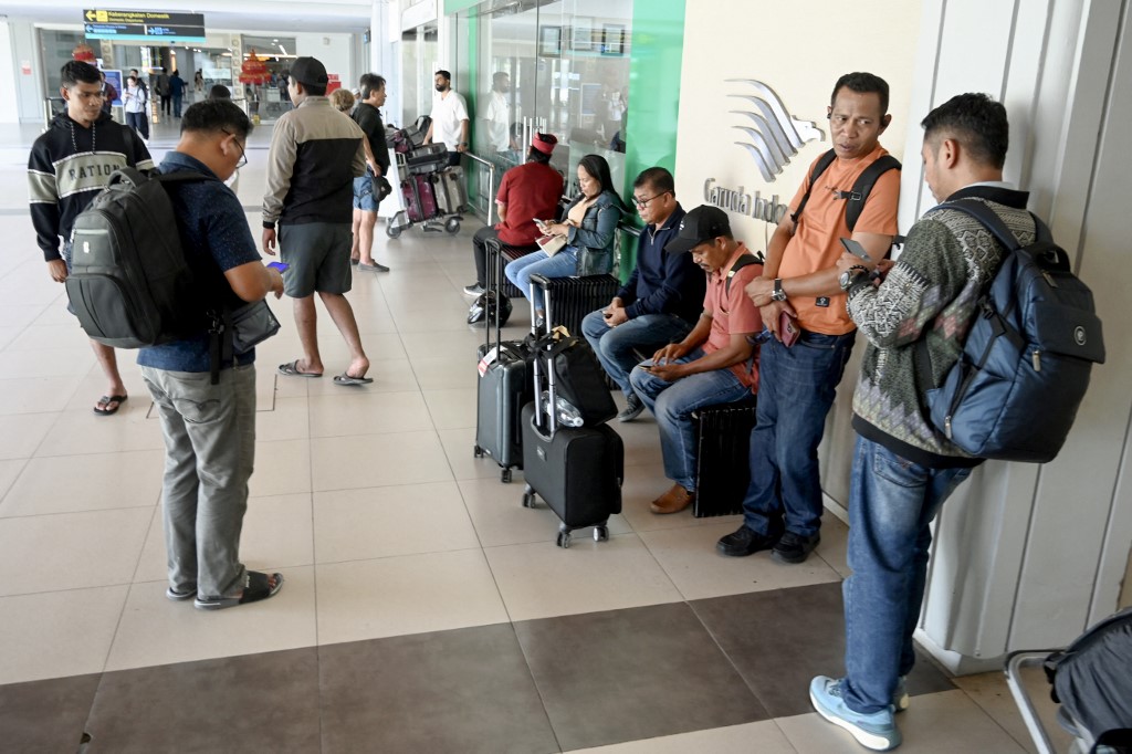 Ia dalam keterangannya di Denpasar, Bali, Rabu, 13 November 2024, menyampaikan pembatalan ini terjadi sejak Selasa, 12 November 2024 setelah kembali terjadinya erupsi, sementara sebelumnya hanya penerbangan domestik yang terdampak.