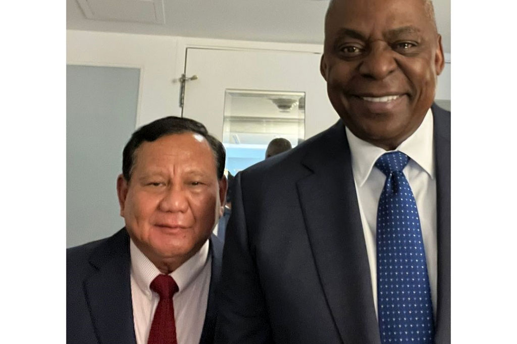 Prabowo dan Austin juga membahas sejumlah isu strategis global, termasuk konflik di Gaza dan ketegangan di Laut Tiongkok Selatan.