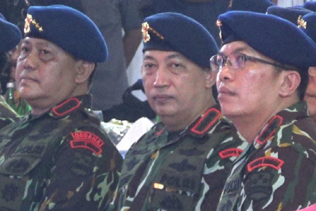 Kapolri mengatakan kegiatan yang dilakukan itu mulai dari pendekatan lunak atau soft approach maupun kegiatan hard approach. Dengan kedua pendekatan itu, pilot berkebangsaan Selandia Baru berhasil dibebaskan dari sanderaan KKB dalam kondisi aman, sehat, dan telah diserahkan ke pemerintah New Zealand.