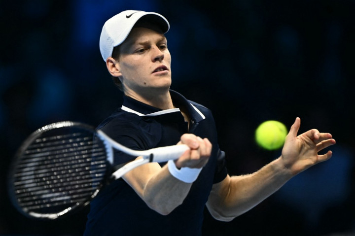 Catatan sempurna itu Sinner bukukan usai memastikan kemenangan atas Daniil Medvedev 6-3, 6-4, Kamis, 14 November 2024 waktu setempat atau Jumat pagi WIB, untuk memuncaki Grup Ilie Nastase, sekaligus melaju ke empat besar untuk tahun kedua berturut-turut.