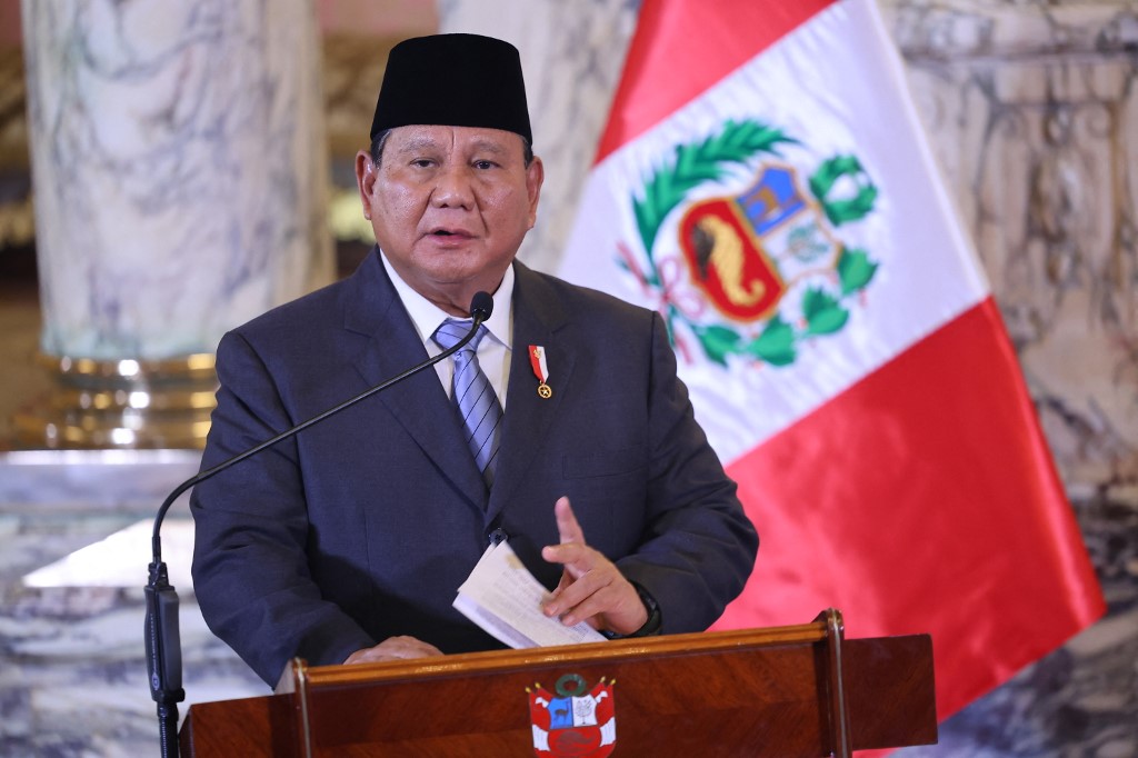 Presiden Prabowo Subianto dianugerahi penghargaan bergengsi Grand Collar de la Orden El Sol del Peru oleh Presiden Peru Dina Boluarte dalam kunjungannya ke negara tersebut.