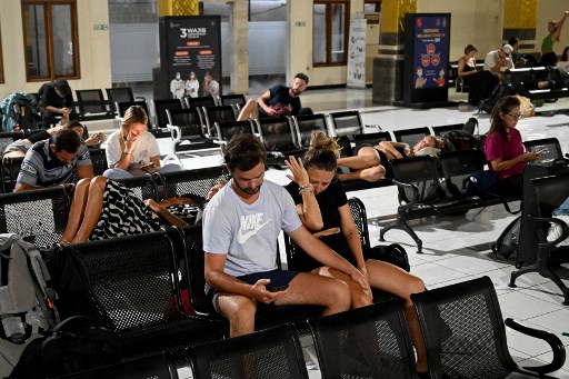 Kapal tersebut sandar di Pelabuhan Benoa, Denpasar pada Jumat sekitar pukul 04.30 Wita setelah berlayar dari Pelabuhan Marina, Labuan Bajo pada Rabu, 13 November pukul 21.00 Wita.