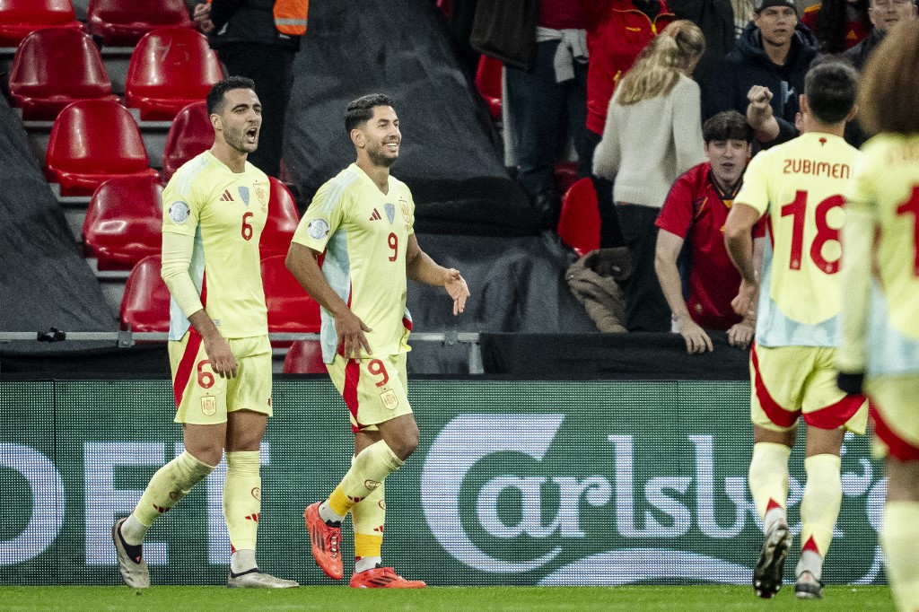 Spanyol menggandakan keunggulan mereka di babak kedua atau menit ke-58. Usai memberi assist, kali ini giliran Perez yang mencatatkan namanya sendiri di papan skor.