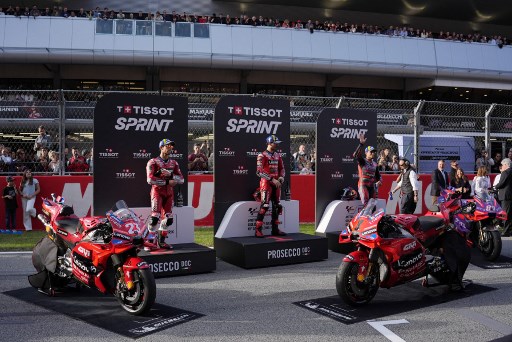 Jorge Martin yang bersaing dalam memperebutkan gelar juara menghadapi Pecco harus puas finis di posisi ketiga. Terminator finis dengan catatan waktu +1,270 detik.