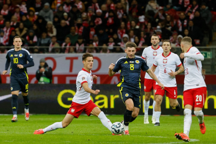 Timnas Skotlandia gagal melaju ke perempat final UEFA Nations League meski menaklukkan Timnas Polandia dengan skor 2-1 pada pertandingan Liga A Grup 1 di Stadion Nasional, Warsawa, Selasa, 19 November 2024 dini hari WIB.
