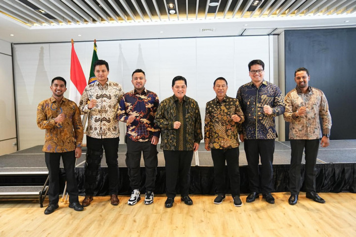 Harapannya, lanjut Erick, tidak hanya sepak bola, futsal juga harus berprestasi. Alhamdulillah Futsal sudah mempunyai prestasi sebelum dilantik sudaj juara AFF setelah stelah 14 tahun terakhir kali juara.