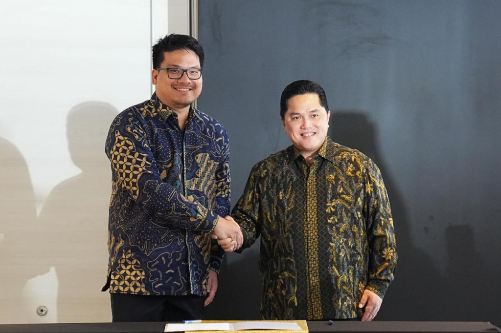 Ketua Umum PSSI, Erick Thohir melakukan konsolidasi total seluruh stakeholder yang berkaitan dengan sepak bola. Ini semua dilakukan demi membawa Garuda Mendunia. Hal tersebut diungkapkan usai melantik Federasi Futsal Indonesia (FFI) dan Asosiasi Sepak bola Pantai Indonesia (ASPI). Pelantikan FFI dan ASPI dilakukan Senin, 18 November 2024.