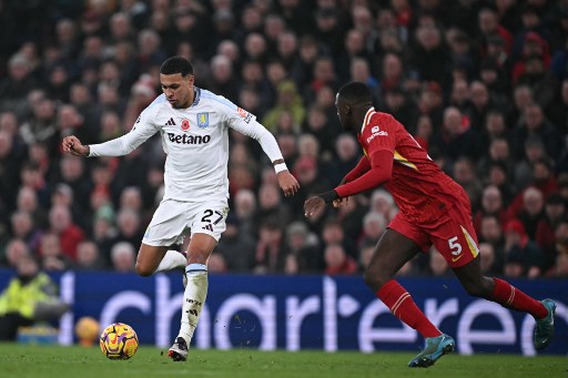 Klub Liga Inggris Aston Villa memutuskan mengikat gelandang serang Morgan Rogers dengan kontrak hingga 2030, hanya berselang 10 bulan setelah didatangkan dari Middlesbrough.