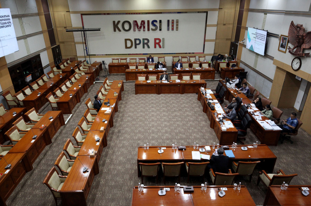 Komisi III DPR RI mulai melaksanakan uji kelayakan dan kepatutan terhadap 10 calon dewan pengawas (Dewas) KPK di Kompleks Parlemen, Jakarta, Rabu, 20 November 2024, setelah sebelumnya selesai menguji 10 calon pimpinan (Capim) KPK.