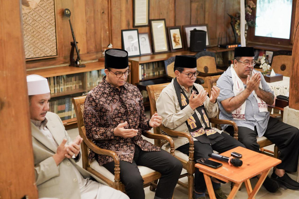“Ya kan di foto kan keliatan, Mas Anies kan foto gitu,” ucap Pramono di kawasan Kuningan, Jakarta Selatan, Rabu, 20 November 2024.