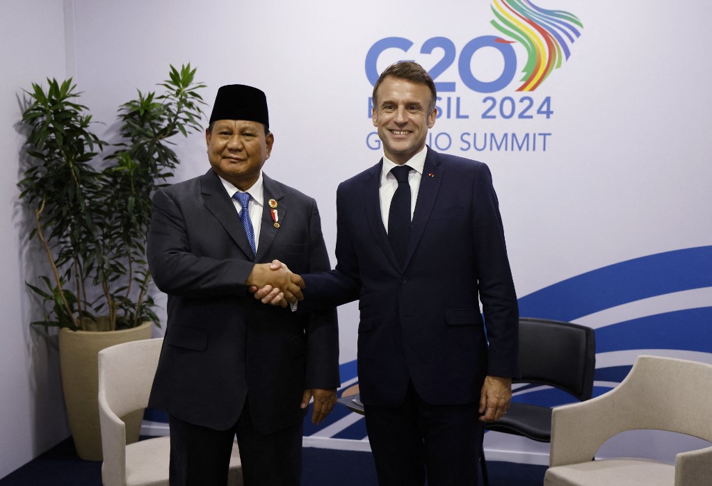 Macron pun mengucapkan terima kasih atas waktu yang diluangkan Prabowo untuk bertemu dengannya hari itu.