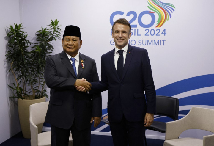 Macron pun mengucapkan terima kasih atas waktu yang diluangkan Prabowo untuk bertemu dengannya hari itu.