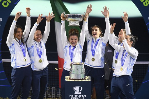 Kemenangan tersebut menutup tahun yang penuh terobosan bagi Paolini. Menjadi pemain top 50 selama tiga tahun, perjalanan Paolini ke final Roland Garros dan Wimbledon awal musim ini membuktikan keberaniannya sebagai salah satu yang terbaik di dunia.
