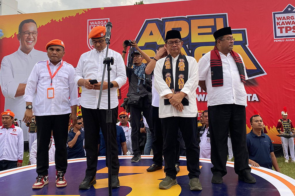 “Sekarang anak Abah nambah satu, Abah Doel,” ucap Rano Karno di hadapan pendukungnya, di Blok S Football Field, Jakarta Selatan, Kamis, 21 November 2024.