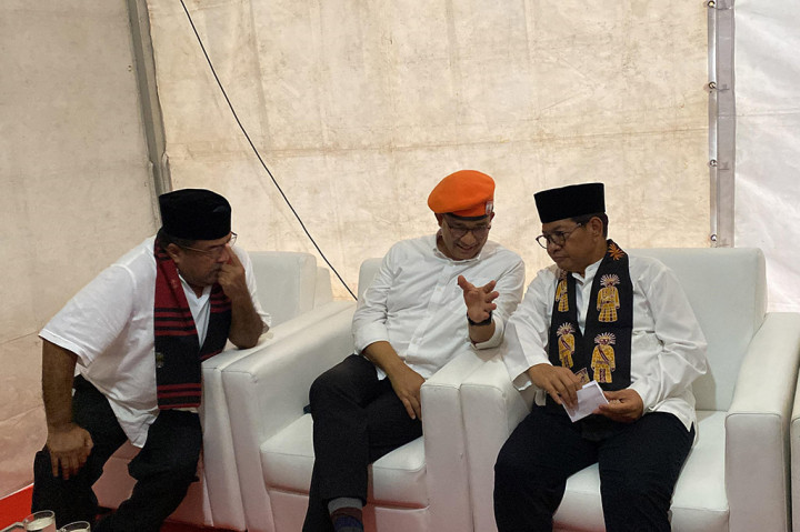 Ada tiga pasangan calon (Paslon) yang mengikuti kontestasi Pilkada Jakarta 2024. Paslon nomor urut 1 yakni Ridwan Kamil (RK)-Suswono, nomor urut 2 Dharma Pongrekun-Kun Wardhana, nomor urut 3 Pramono Anung-Rano Karno. 