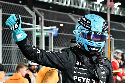 Pembalap Mercedes George Russell kembali mempertahankan dominasinya pada rangkaian Grand Prix Las Vegas setelah merebut posisi pole dalam sesi kualifikasi yang digelar di Las Vegas Street Circuit, Nevada, Amerika Serikat, Sabtu, 23 November 2024 WIB.