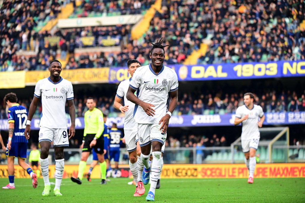 Inter Milan menang besar 5-0 saat bertandang ke markas Verona dalam giornatta ke-13 Serie A 2024/25 di Marcantonio Bentegodi, Verona pada Sabtu, 23 November 2024.