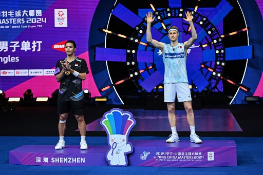 Tunggal putra Indonesia Jonatan Christie harus puas menyandang gelar runner-up turnamen BWF Super 750 China Masters 2024 yang digelar di Shenzen, Tiongkok, Minggu, 24 November 2024.