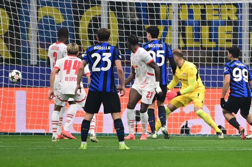 Gol bunuh diri Casttello Lukeba di babak pertama memberikan kemenangan bagi skuad Simone Inzaghi tersebut.
