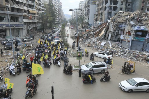 Kesepakatan yang diajukan AS itu tercapai dengan harapan dapat menghentikan serangan udara Israel terhadap kota-kota di Lebanon, serta mengakhiri pertempuran lintas batas yang telah berlangsung selama setahun.
