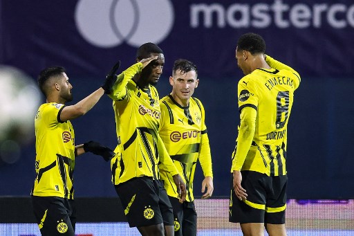 Memasuki masa perpanjangan waktu, Sehrou Guirassy mencatatkan namanya di papan skor untuk membawa Dortmund menang 3-0.