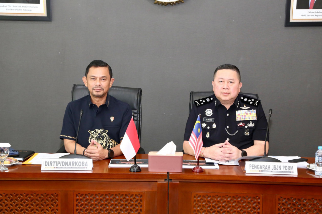 Direktorat Tindak Pidana Narkoba (Dittipidnarkoba) Bareskrim Polri melakukan pertemuan bilateral dengan polisi Jabatan Siasatan Jenayah Narkotik Polis Diraja Malaysia (JSJN PDRM). Pertemuan ini membahas daftar pencarian orang (DPO) narkoba di masing-masing negara.