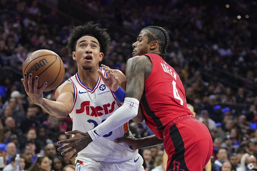 Jalen Green mencatatkan 41 poin, tertinggi musim ini, untuk membawa Houston Rockets mengalahkan Philadelphia 76ers 122-115 melalui babak perpanjangan waktu atau overtime&nbsp;dalam laga lanjutan
NBA, Kamis, 28 November 2024 WIB.