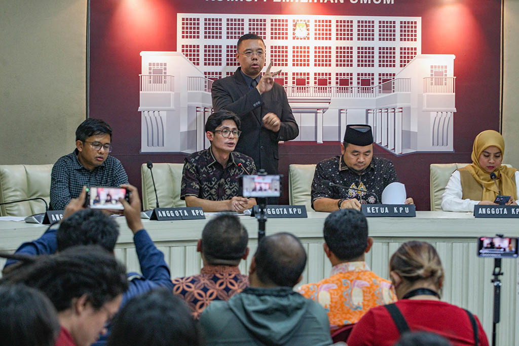 Ketua KPU RI Mochammad Afifuddin mengungkapkan ada sekitar 287 tempat pemungutan suara (TPS) yang akan kembali melakukan pemungutan suara Pilkada Serentak 2024.