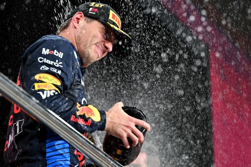 Bagi Verstappen, ini merupakan kemenangan kedua dalam tiga balapan terakhir, setelah gagal juara sejak Juni lalu. Secara keseluruhan, pembalap asal Belanda tersebut telah memenangi sembilan balapan pada musim ini.