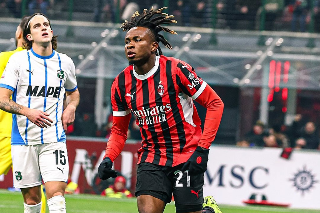 Samuel Chukwueze mencetak dua gol bagi Rossoneri masing-masing pada menit ke-12 dan 21.