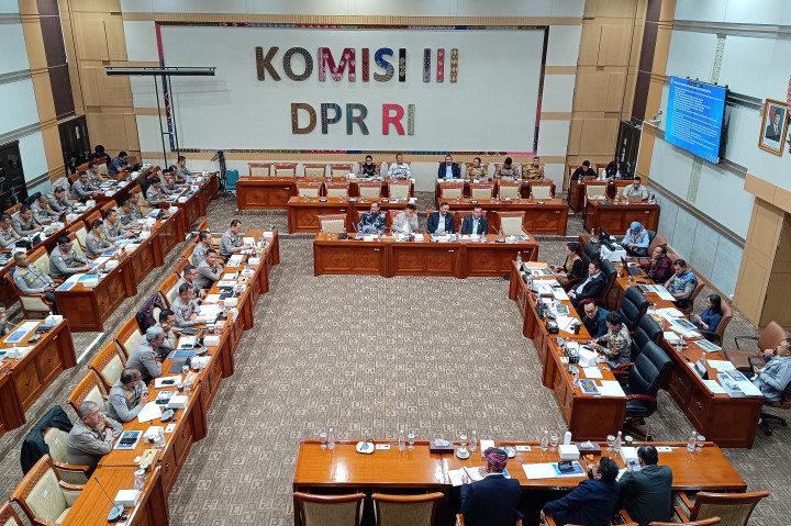 Agenda pembahasan selanjutnya ialah terkait pelaksanaan pokok dan fungsi (tupoksi) Korlantas Polri dalam sistem pembinaan penyelenggaraan fungsi lalu lintas.