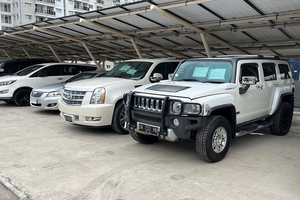 Komisi Pemberantasan Korupsi (KPK) bakal menggelar lelang barang rampasan kasus rasuah saat perayaan Hari Antikorupsi Sedunia (Hakordia) pada 9 Desember 2024 sampai 10 Desember 2024. Sejumlah mobil sampai motor mewah bekas milik koruptor bakal dipasarkan.