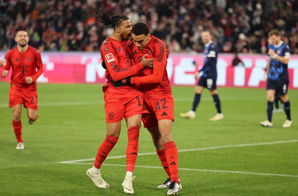 Meski tertinggal dua gol, Heidenheim tidak tinggal diam dan berhasil memperkecil ketertinggalannya menjadi 3-2 pada menit ke-85 setelah umpan Leo Scienza dapat dikonversikan menjadi gol oleh Niklas Dorsch. Pada waktu tambahan babak kedua, Bayern berhasil mempertegas keunggulan mereka setelah mampu mencetak gol keempat di laga ini berkat gol kedua Jamal Musiala yang memanfaatkan umpan Raphael Guerreiro sehingga skor berubah menjadi 4-2. 