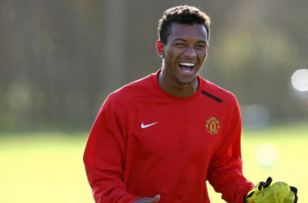 Mantan bintang Manchester United (MU) Luis Nani memutuskan pensiun dari dunia sepak bola profesional pada umurnya yang ke-38 tahun.