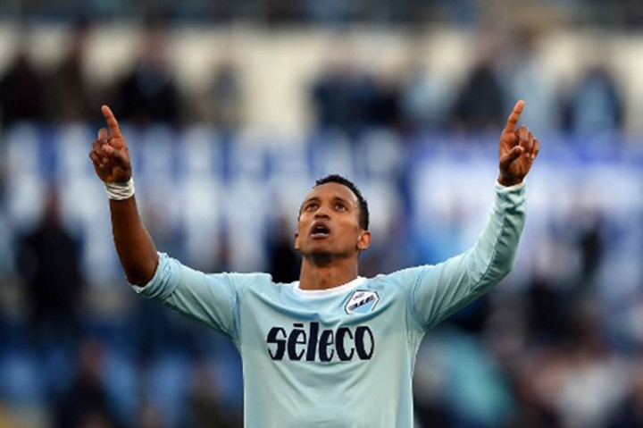 Di level klub, dirinya sudah membela setidak-tidaknya 10 klub dengan total 455 penampilan dan membuat 97 gol. Sementara di timnas senior Portugal, dirinya membuat 24 gol dari 112 pertandingan.