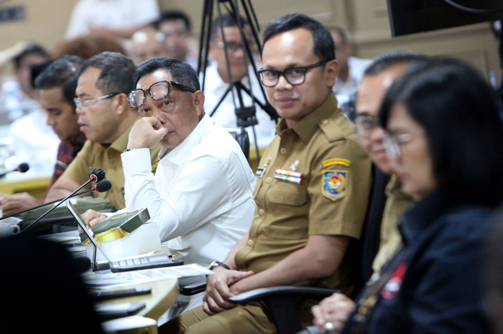 Ia mengatakan berdasarkan hasil Rapat Kerja dan Rapat Dengar Pendapat bersama Komisi II DPR RI telah sepakati bahwa pilkada ulang untuk wilayah yang dimenangkan kotak kosong akan diselenggarakan pada 27 Agustus 2025.